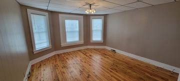 featured image of 325 N 3rd Ave