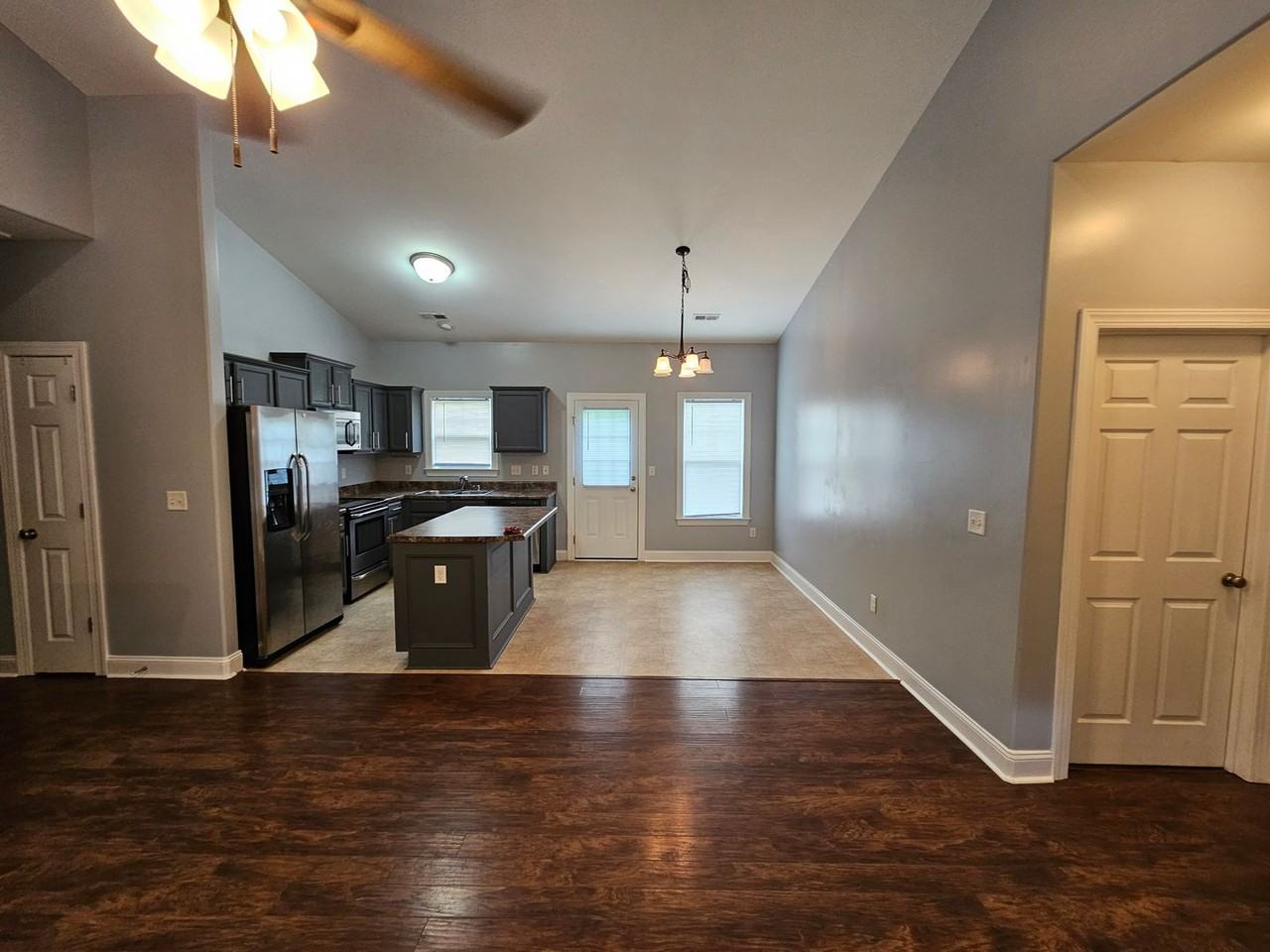 136 Hawks Point Rd - Photo 3 of 14