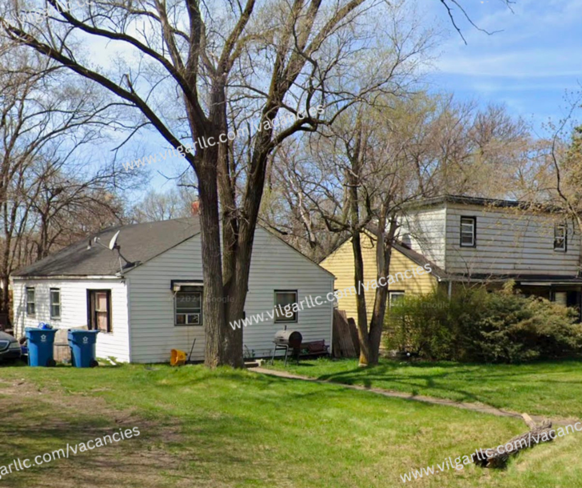 260 Van Buren St - Photo 2 of 25