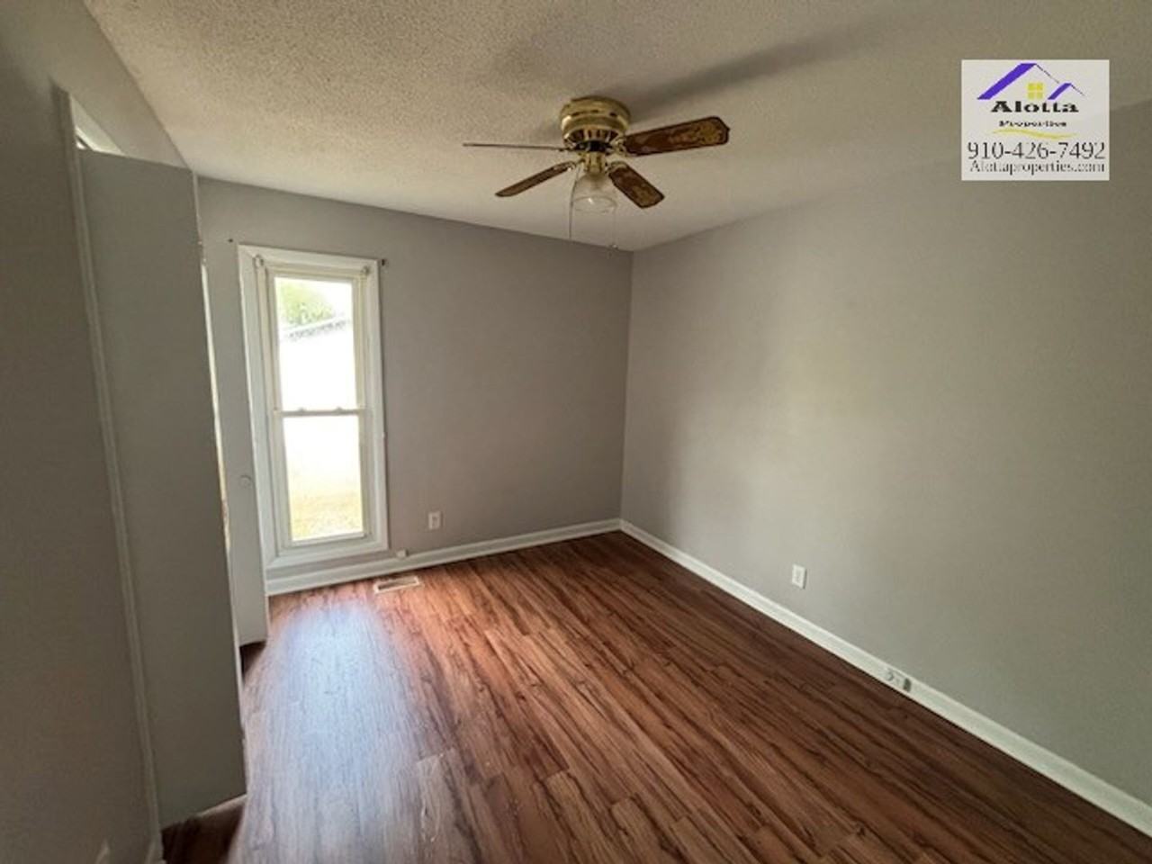 2043 Lakeridge Dr - Photo 7 of 10