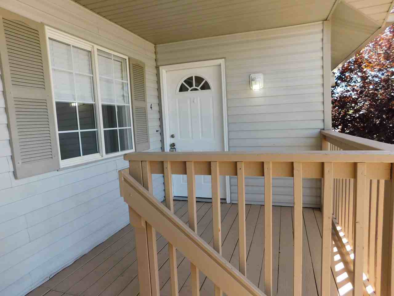 1107 E Carolina Ave #4 - Photo 3 of 17