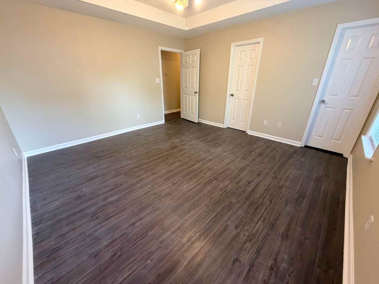 4104 Bridle Ridge Dr - Photo 5 of 20