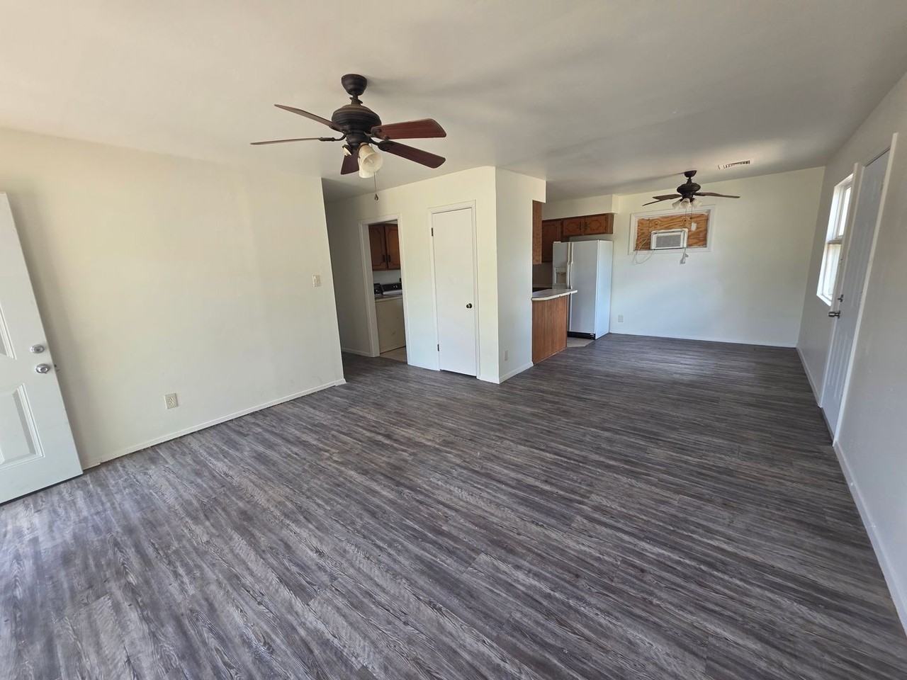 2422 Redwood St - Photo 4 of 13