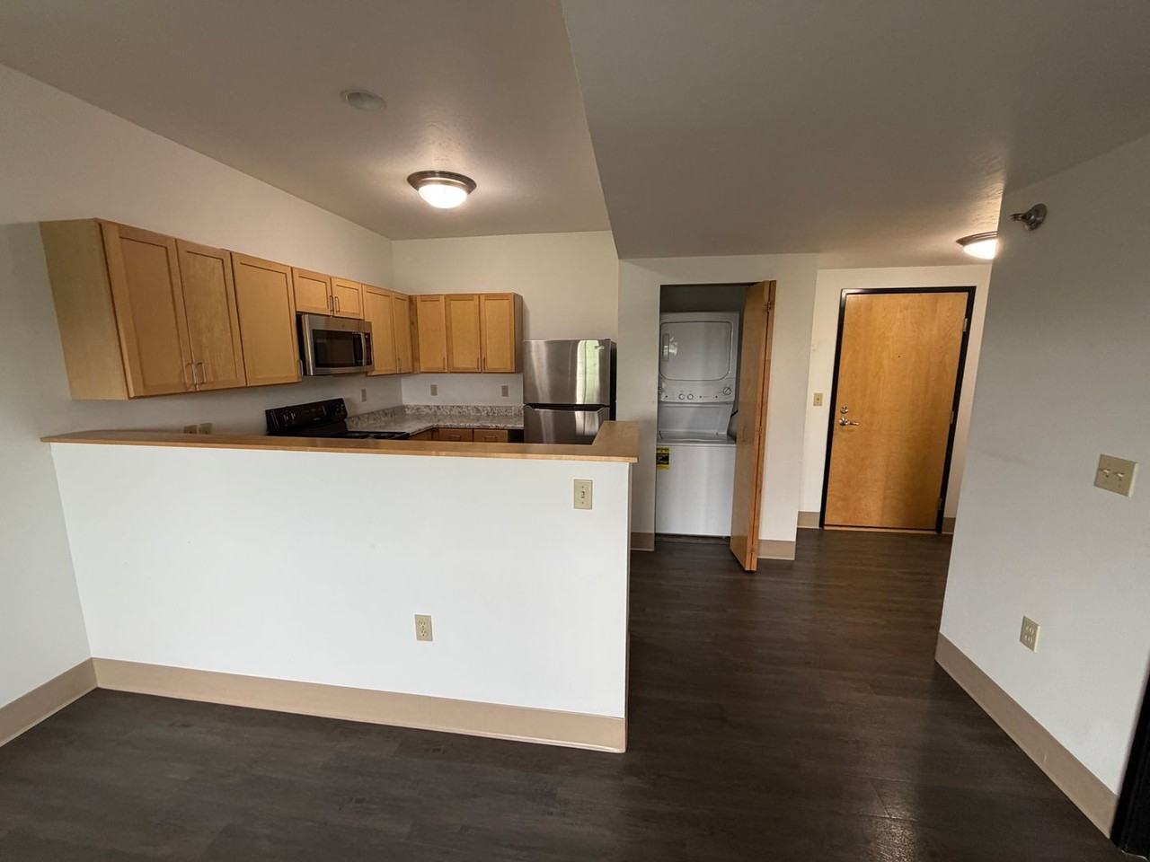 Brew Hill Apartments - Photo 5 of 17