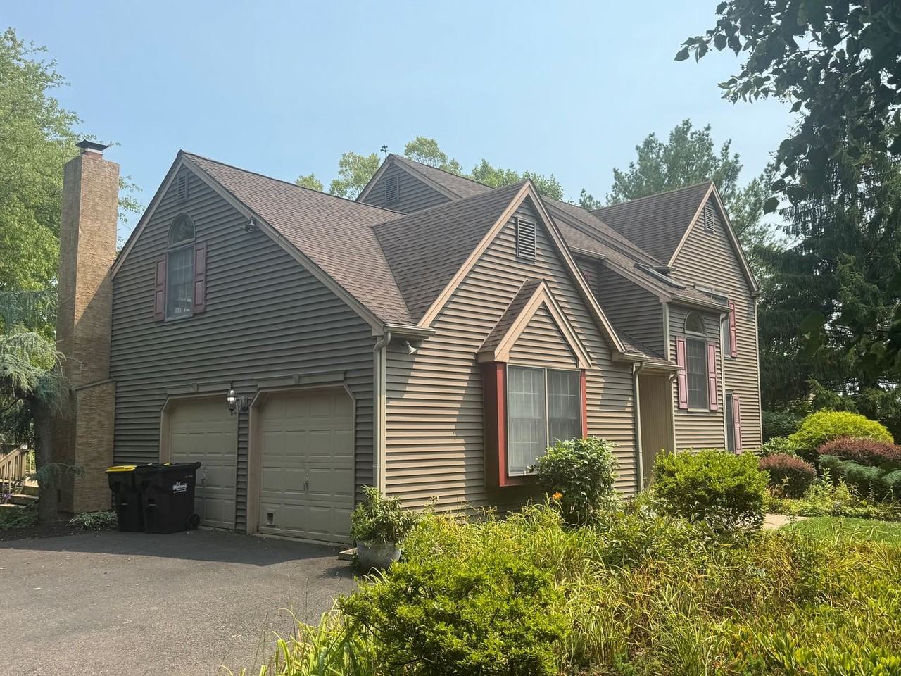 102 Ravenwood Pl - Photo 3 of 34