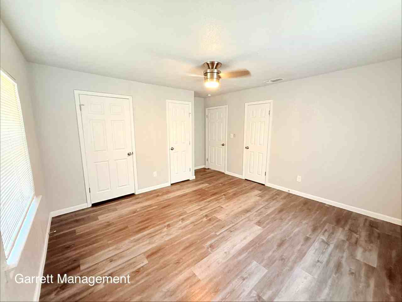 403 Veterans Ave - Photo 7 of 11