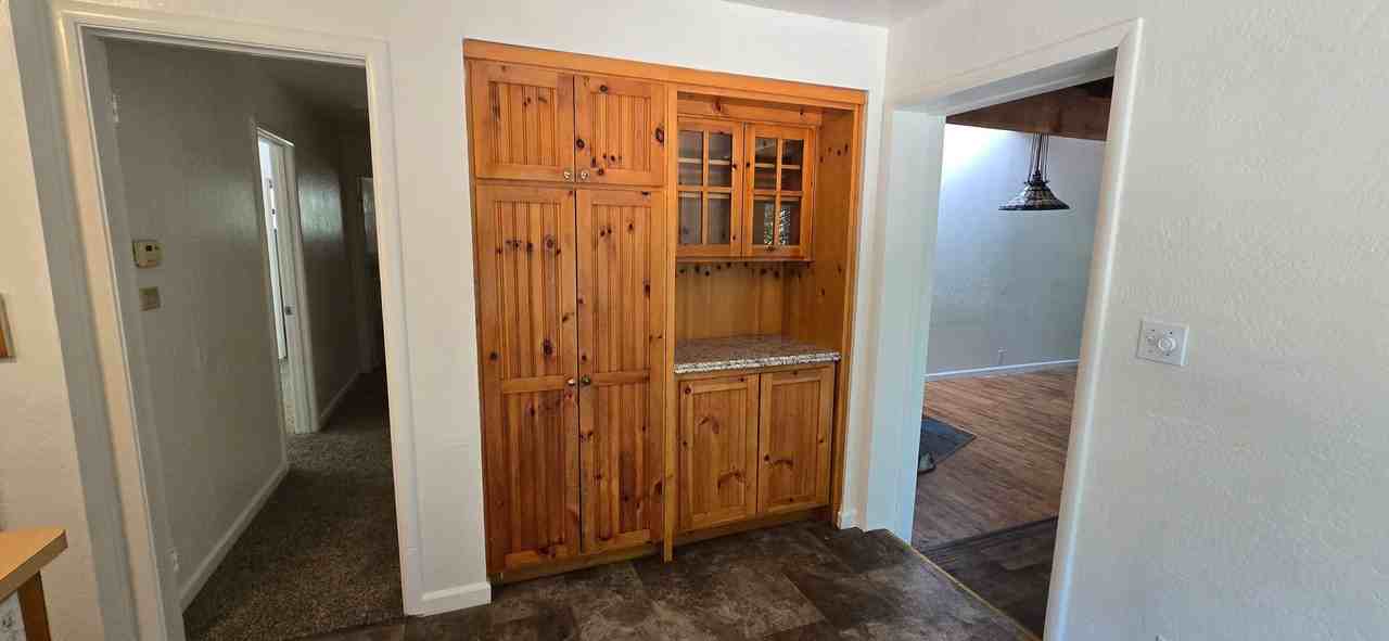 13831 Rattlesnake Rd - Photo 7 of 11