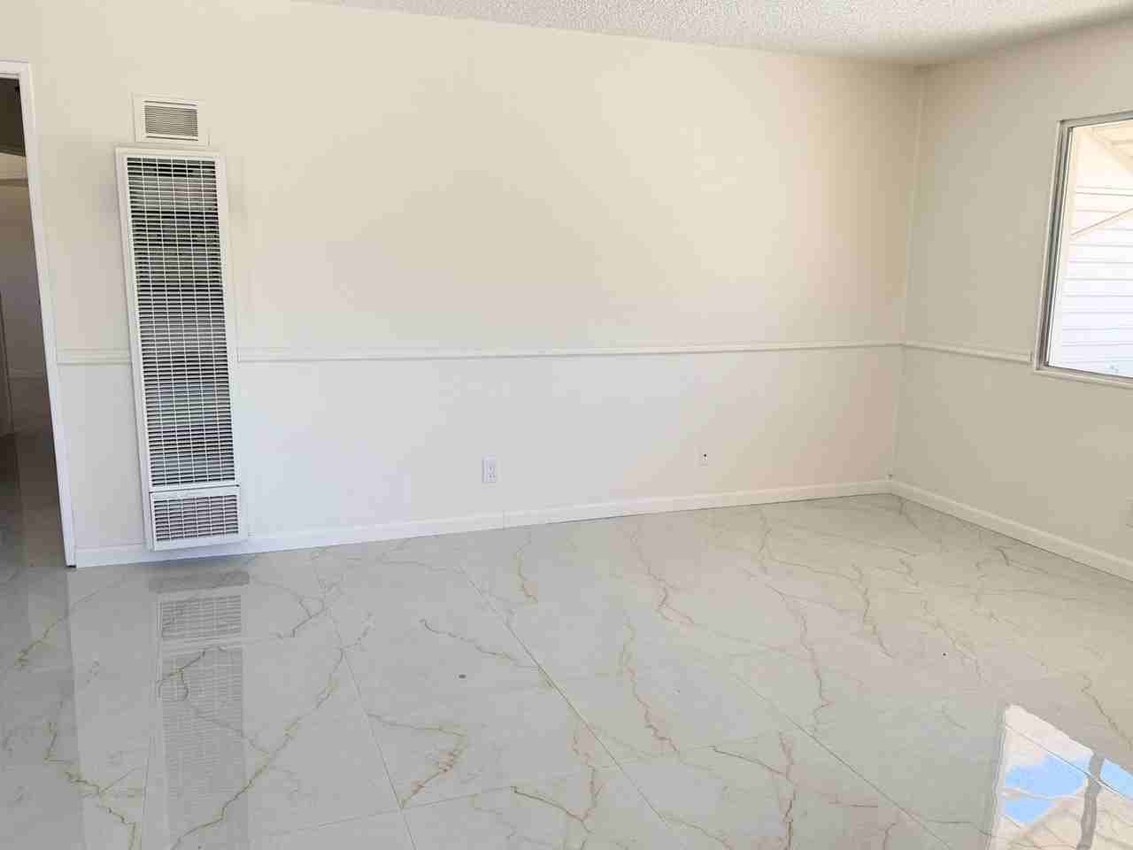 15414 Eleanor Ln - Photo 5 of 9