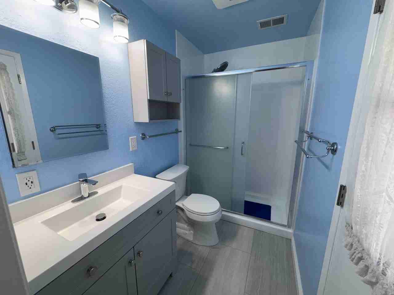 4642 Hampshire Way - Photo 6 of 11