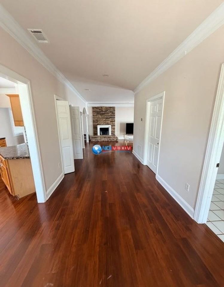 4529 Thompson Mill Rd - Photo 2 of 25