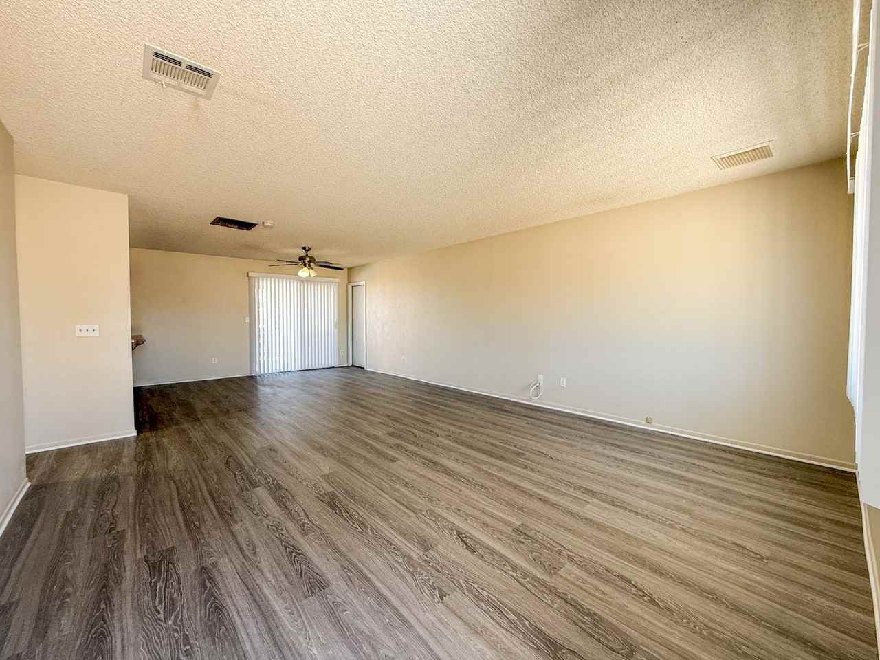 75136 Cottonwood Dr - Photo 3 of 24
