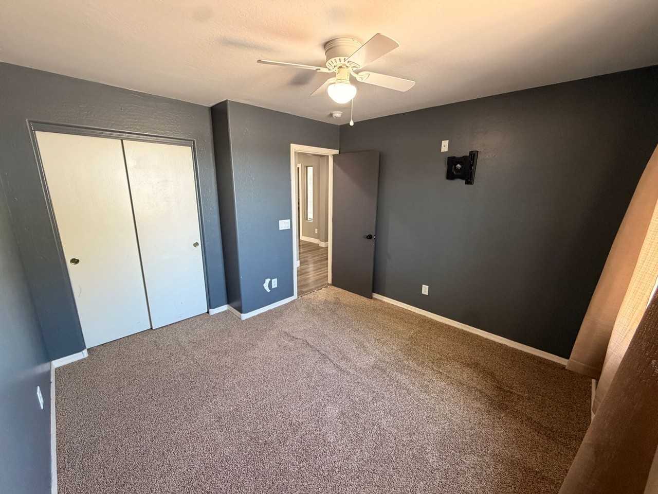 25517 W Forest Grove Ave - Photo 5 of 27