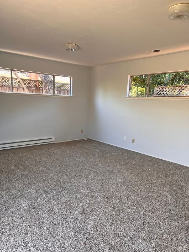1143 Solana Dr - Photo 6 of 13