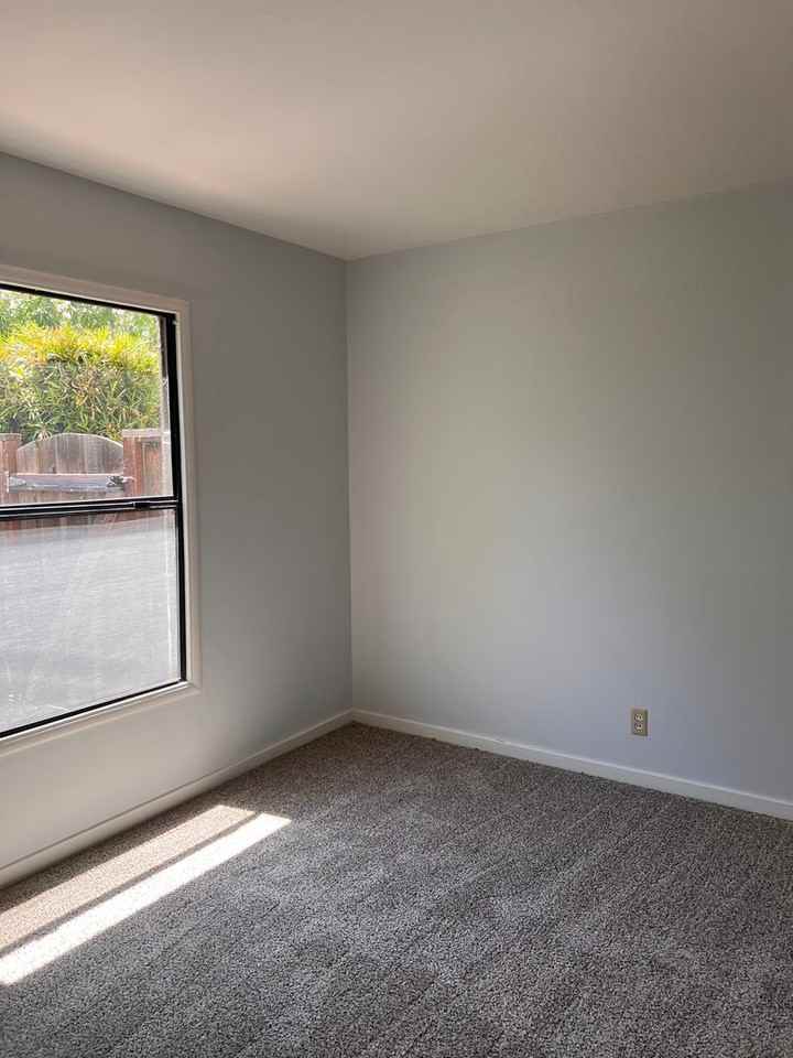 1143 Solana Dr - Photo 7 of 13