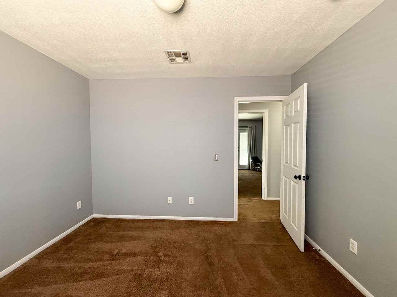 6926 N Star Ave - Photo 3 of 12