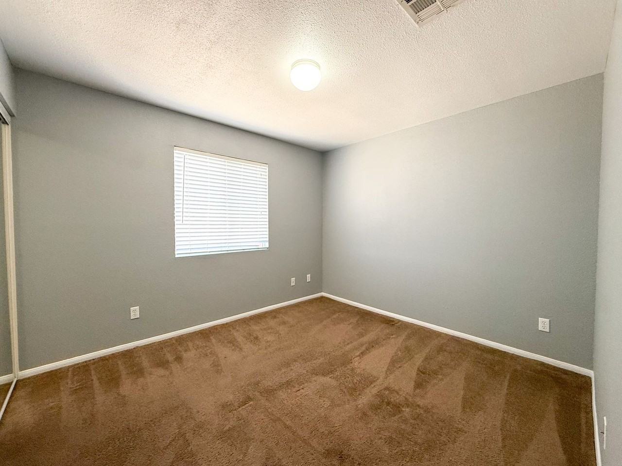 6926 N Star Ave - Photo 7 of 12