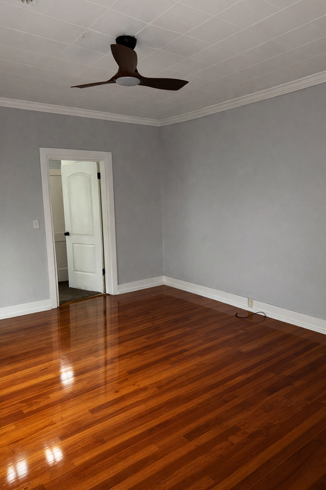 2218 Yancey Ave - Photo 4 of 35
