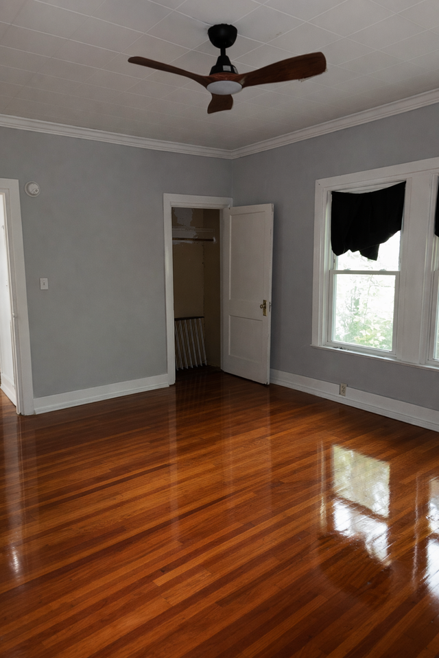 2218 Yancey Ave - Photo 5 of 35