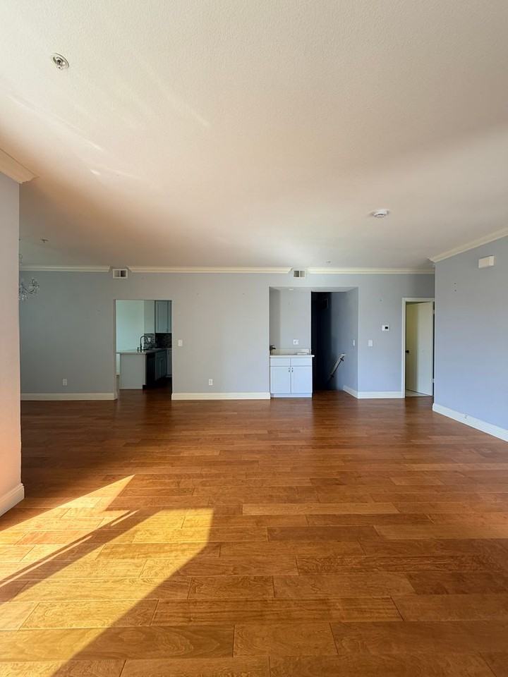 691 Pointe Pacific #2 - Photo 4 of 32