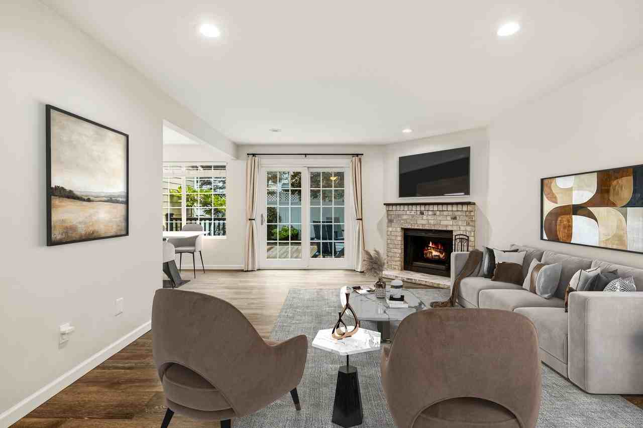 7821 196th St Sw #B - Photo 5 of 37