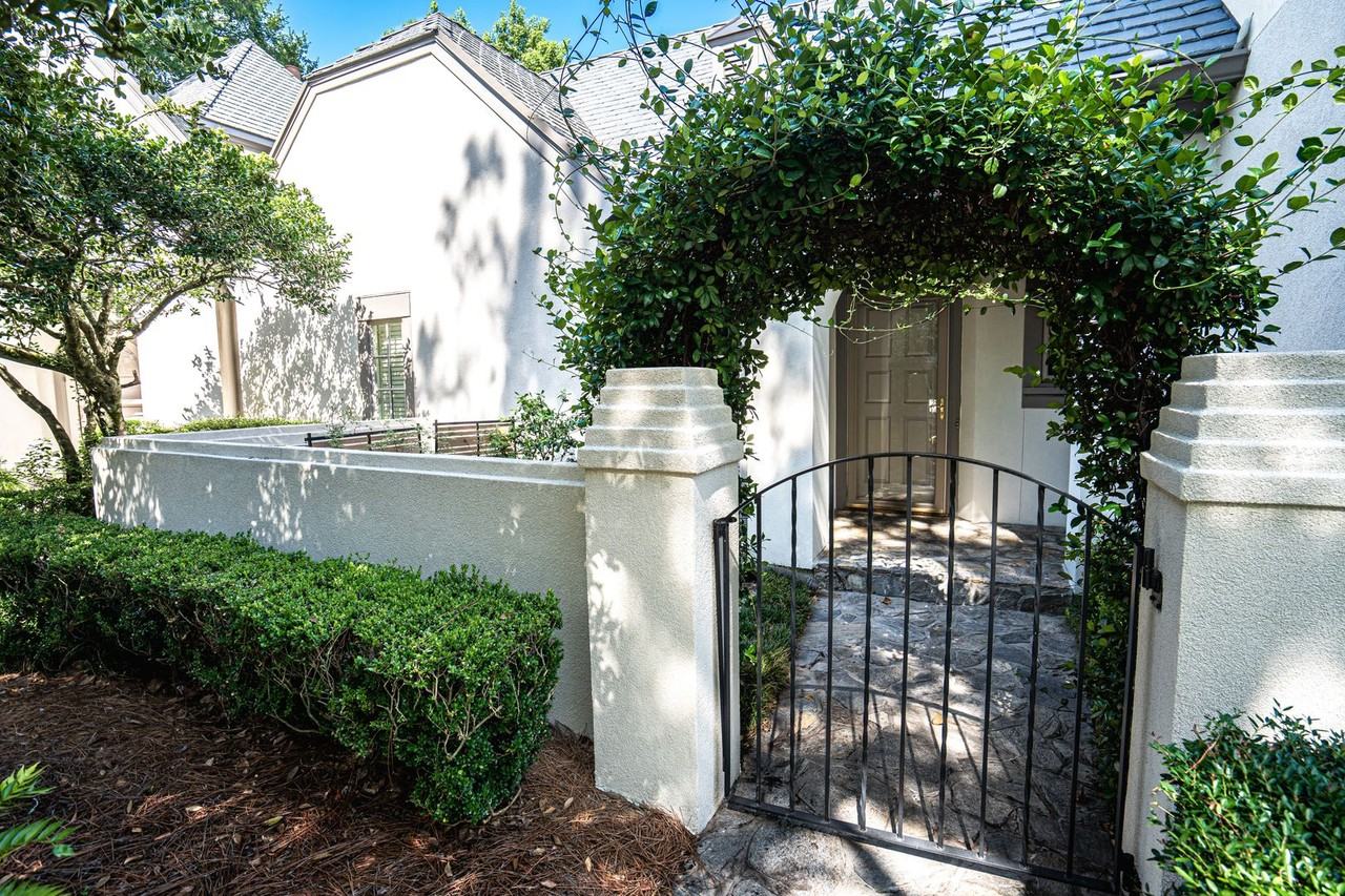 1703 Fontenay Pl - Photo 2 of 33