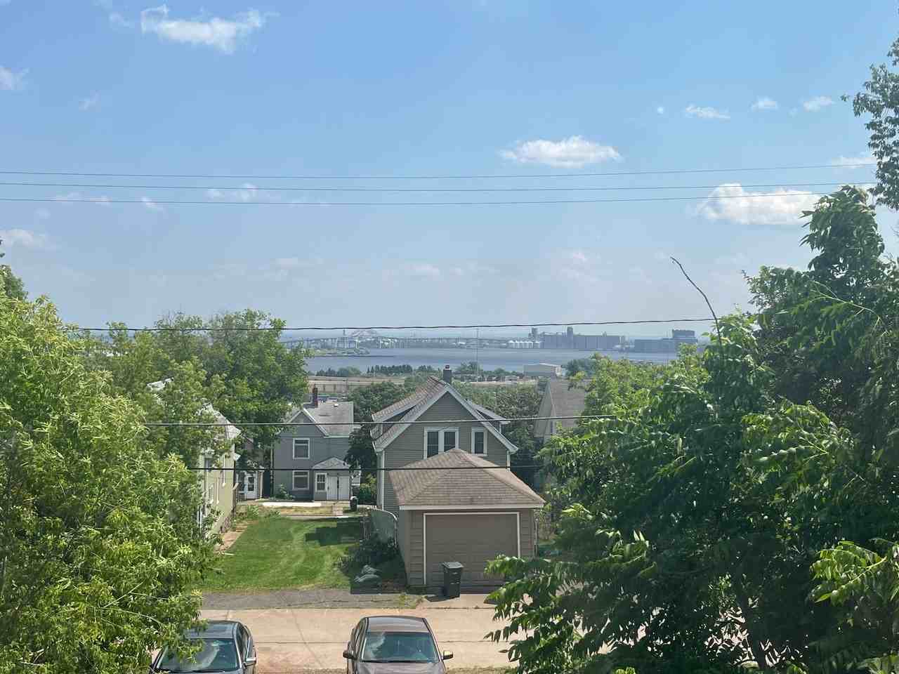 2214 W 5th St - Photo 2 of 24