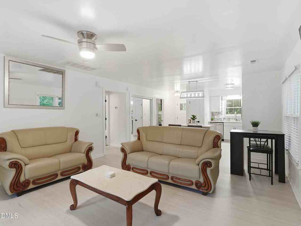 712 Branniff Dr - Photo 5 of 23