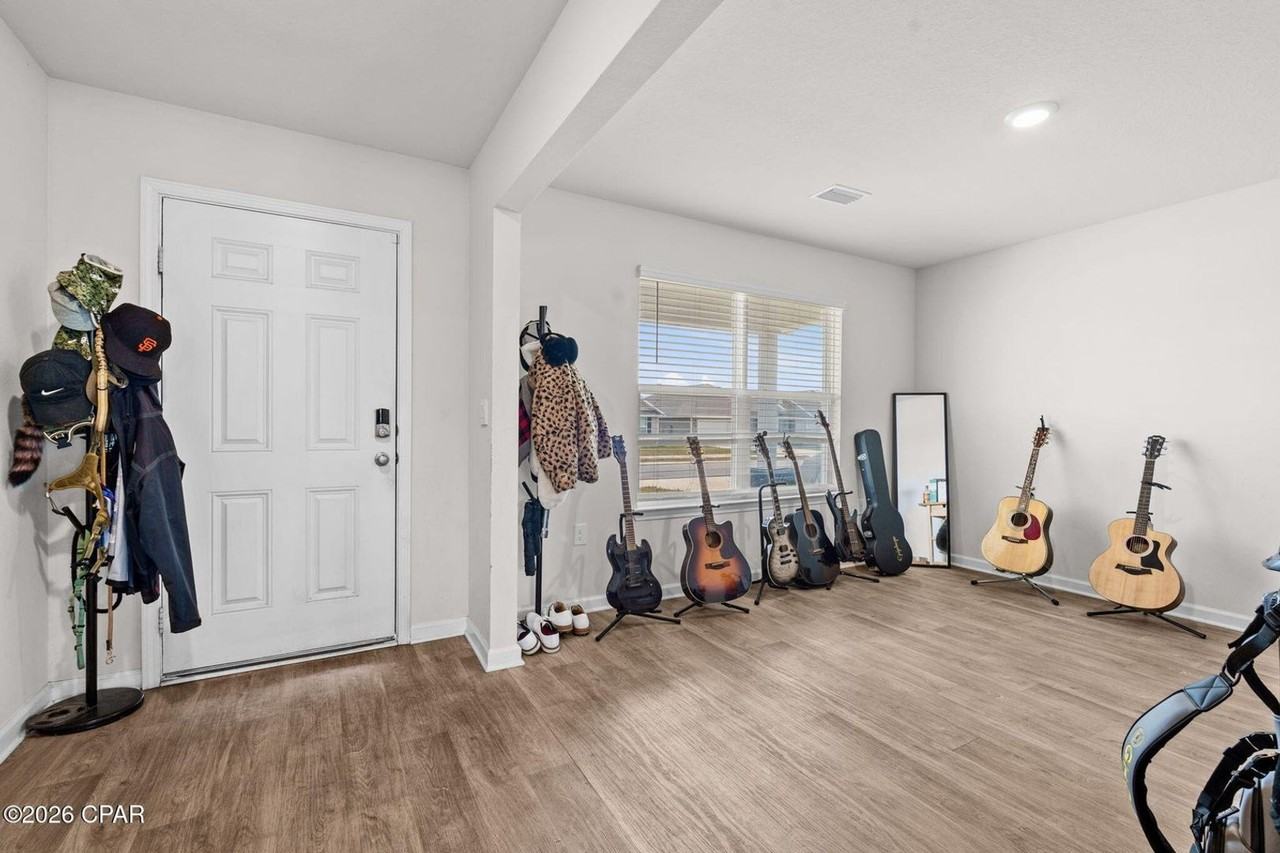 247 Ryder Ln - Photo 2 of 24