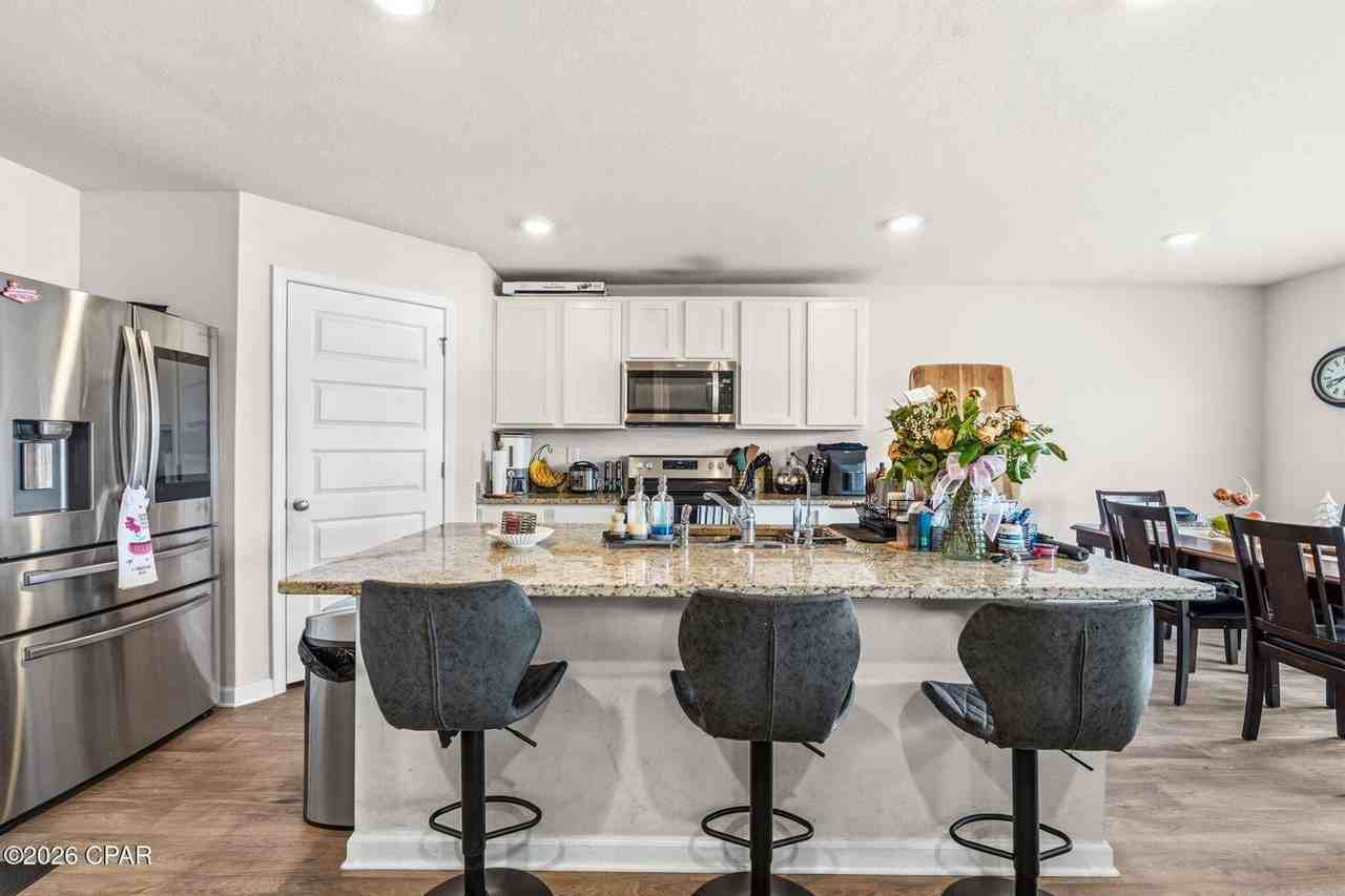 247 Ryder Ln - Photo 4 of 24