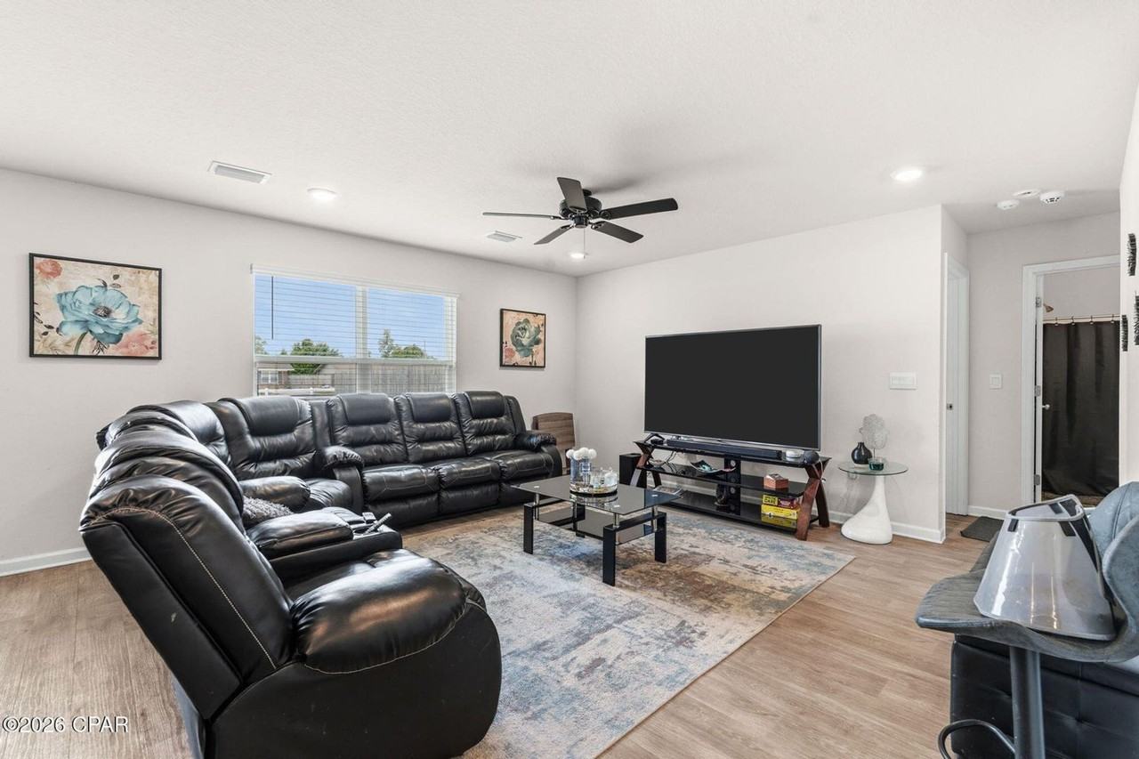 247 Ryder Ln - Photo 5 of 24
