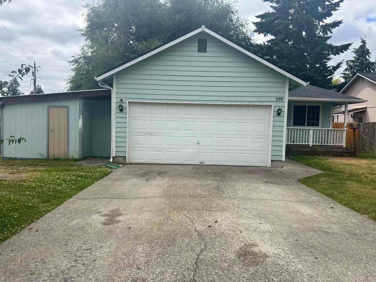299 Wichman St S - Photo 2 of 17