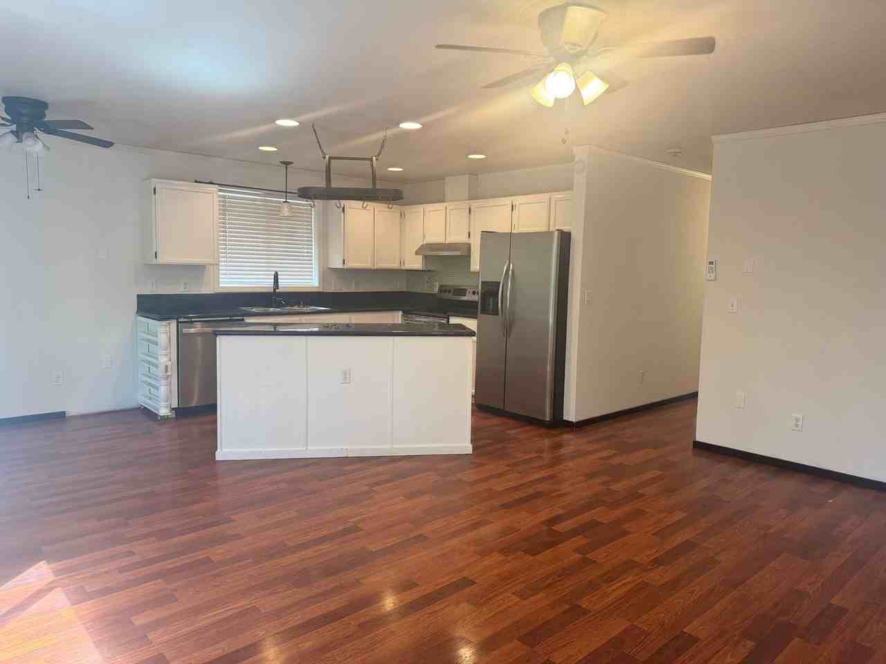 299 Wichman St S - Photo 5 of 17