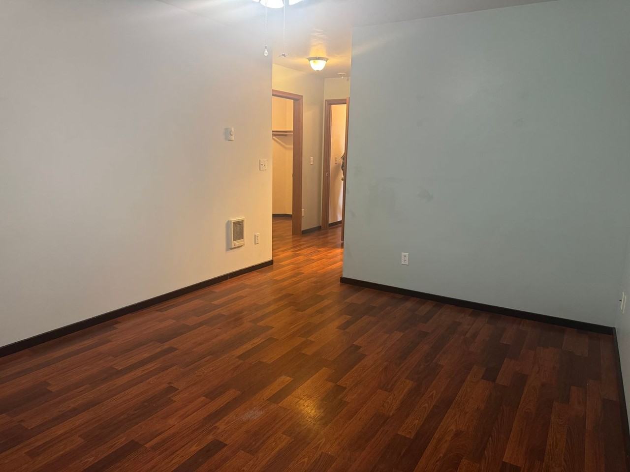 299 Wichman St S - Photo 7 of 17