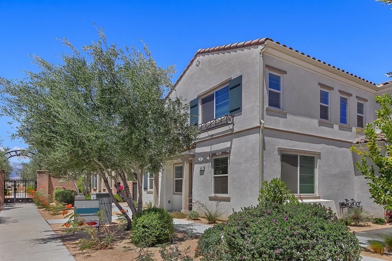 323 Paseo Gusto - Photo 2 of 28