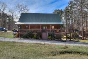 featured image of 1700 Buckhead Rd