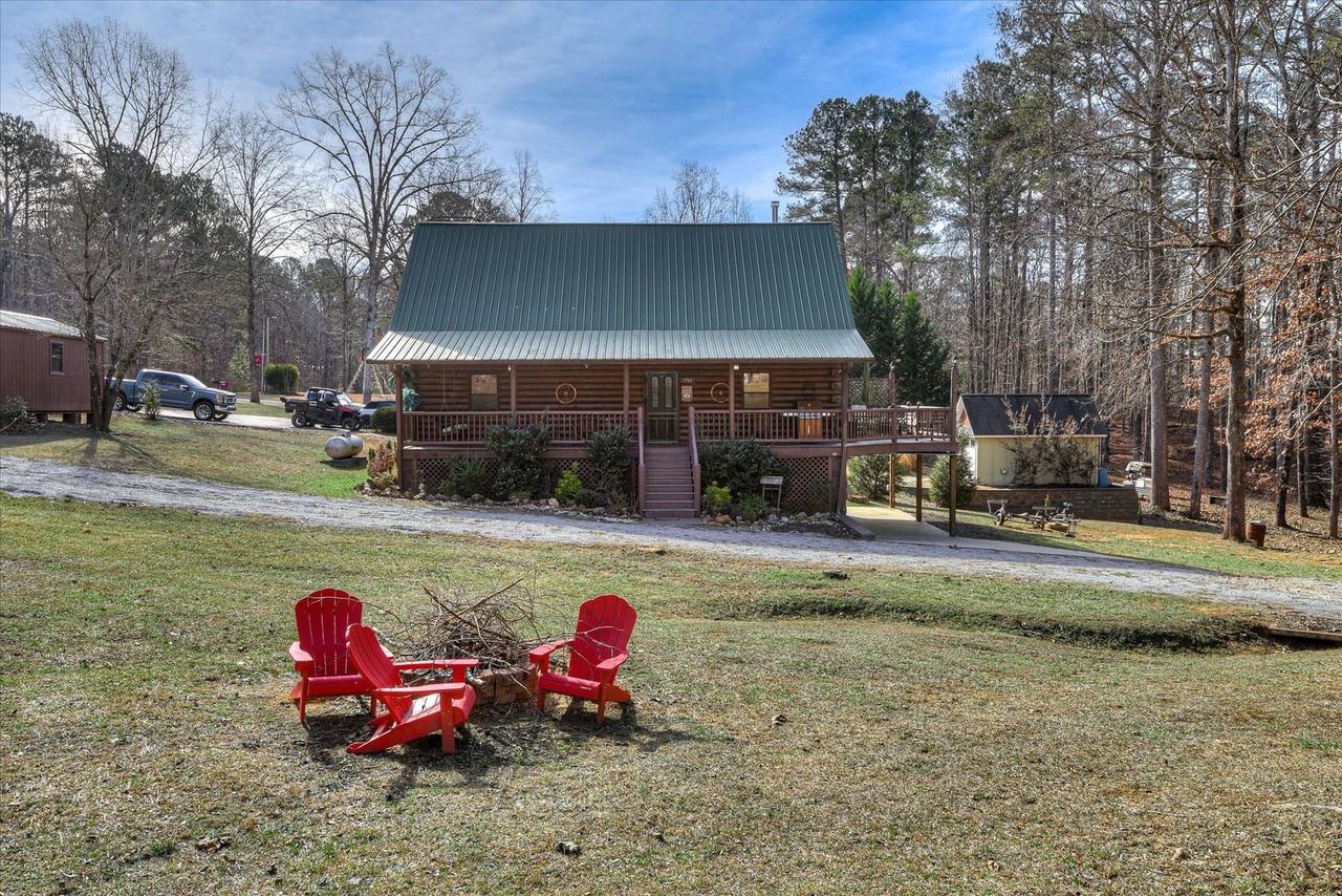 1700 Buckhead Rd - Photo 4 of 49