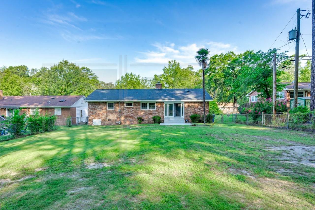 2532 Parkwood Dr - Photo 7 of 26