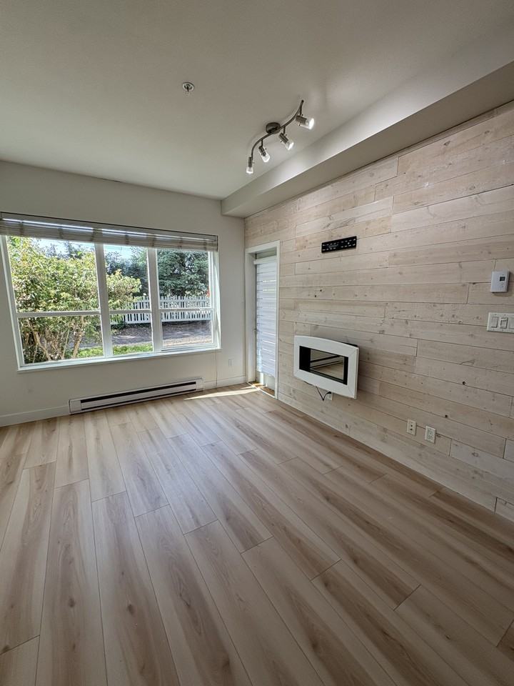 6440 194 Street - Photo 2 of 24