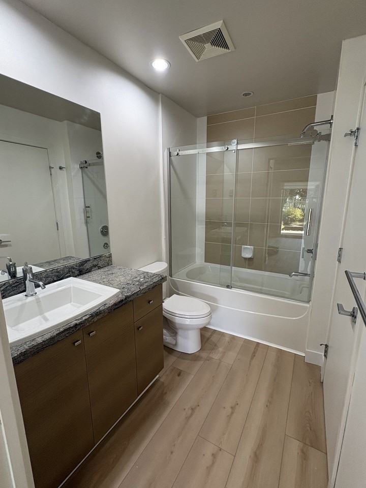 6440 194 Street - Photo 5 of 21