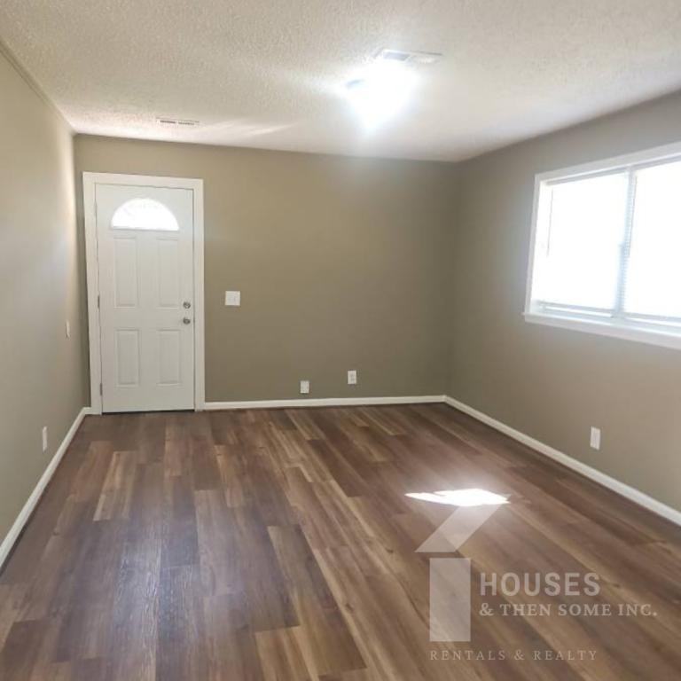 4 Fargo Cir - Photo 2 of 16
