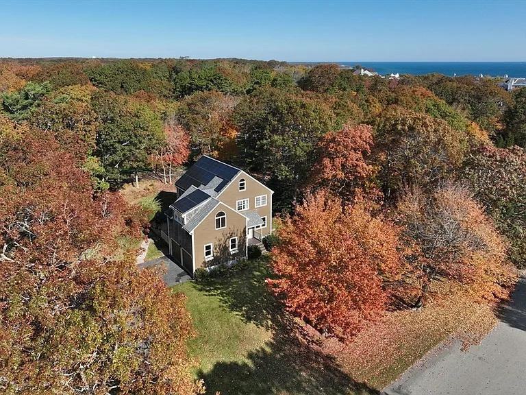 35 Nonantum Rd - Photo 2 of 23