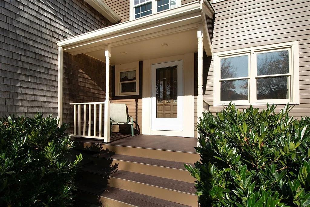 35 Nonantum Rd - Photo 6 of 23