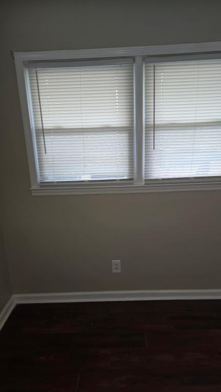 404 N Houston Rd - Photo 5 of 7