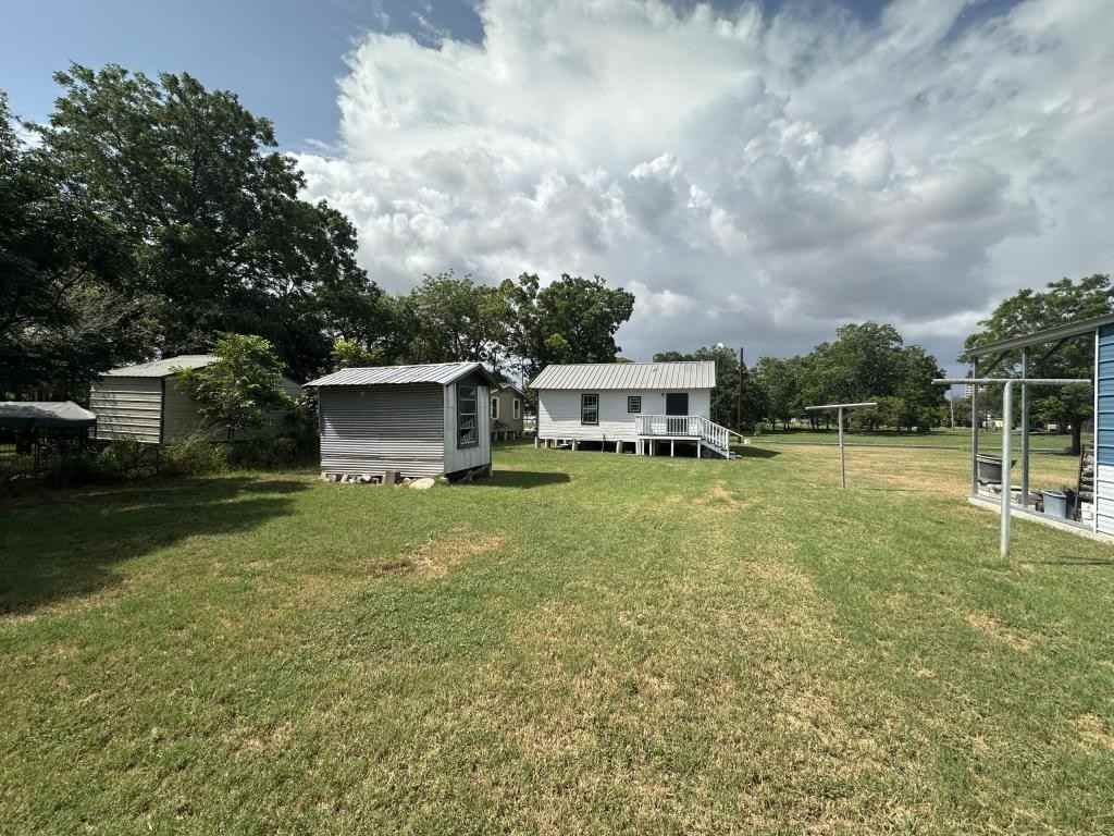 509 W River St - Photo 4 of 20