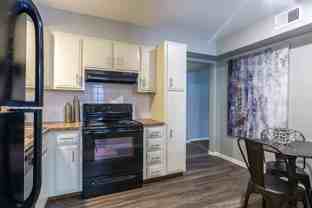 London House Apartments - Photo 1 of 1