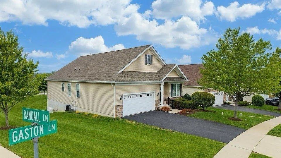 200 Gaston Ln - Photo 2 of 22