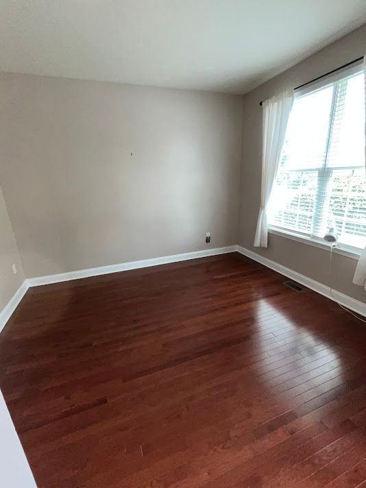 200 Gaston Ln - Photo 5 of 22