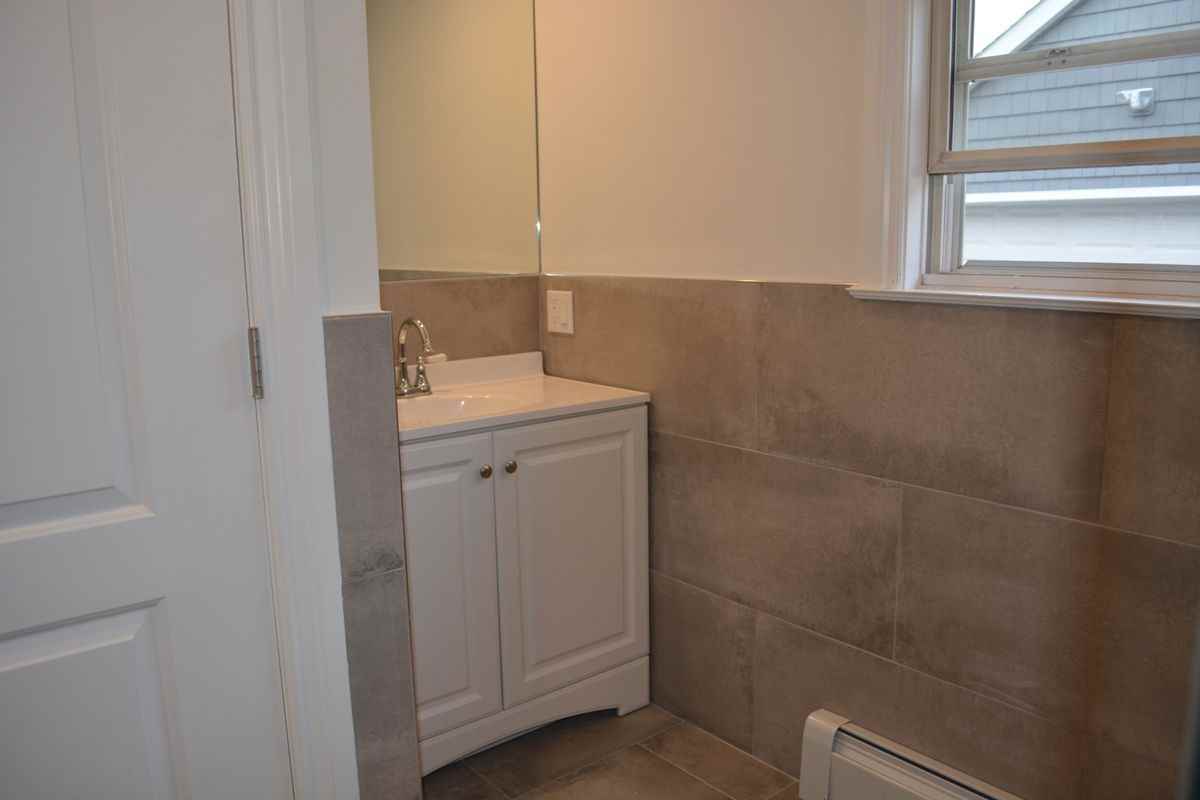 310 Columbus Pkwy - Photo 6 of 6