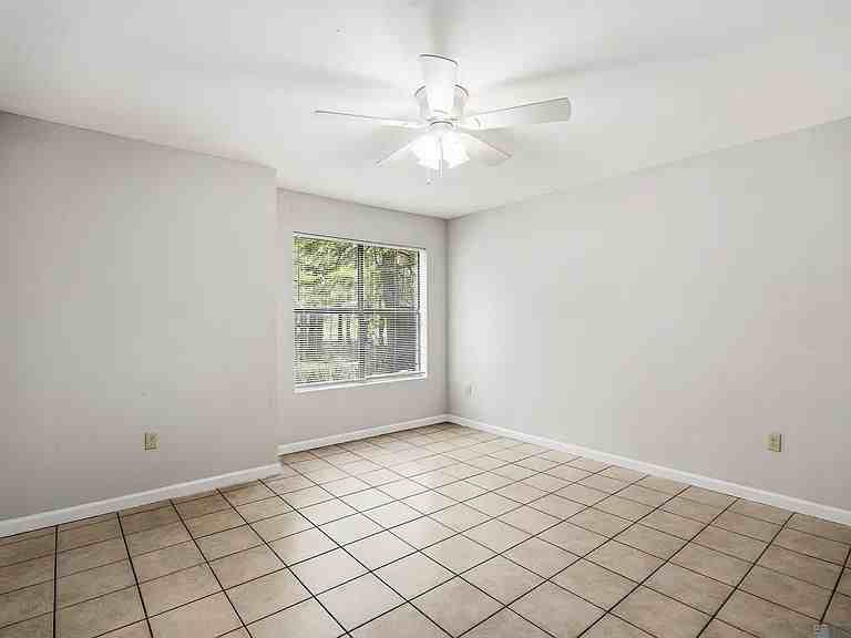 844 Hammond Manor Dr - Photo 2 of 9