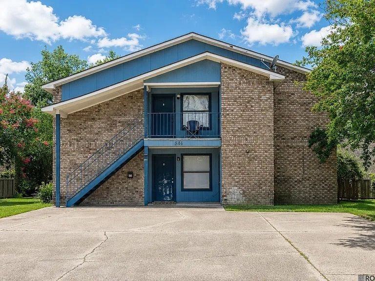844 Hammond Manor Dr - Photo 4 of 9